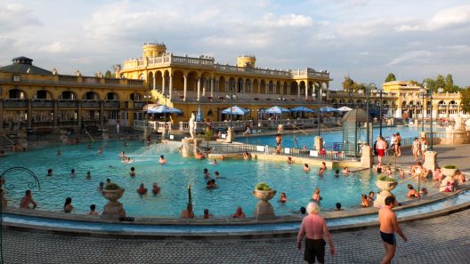 As belas termas de Széchenyi