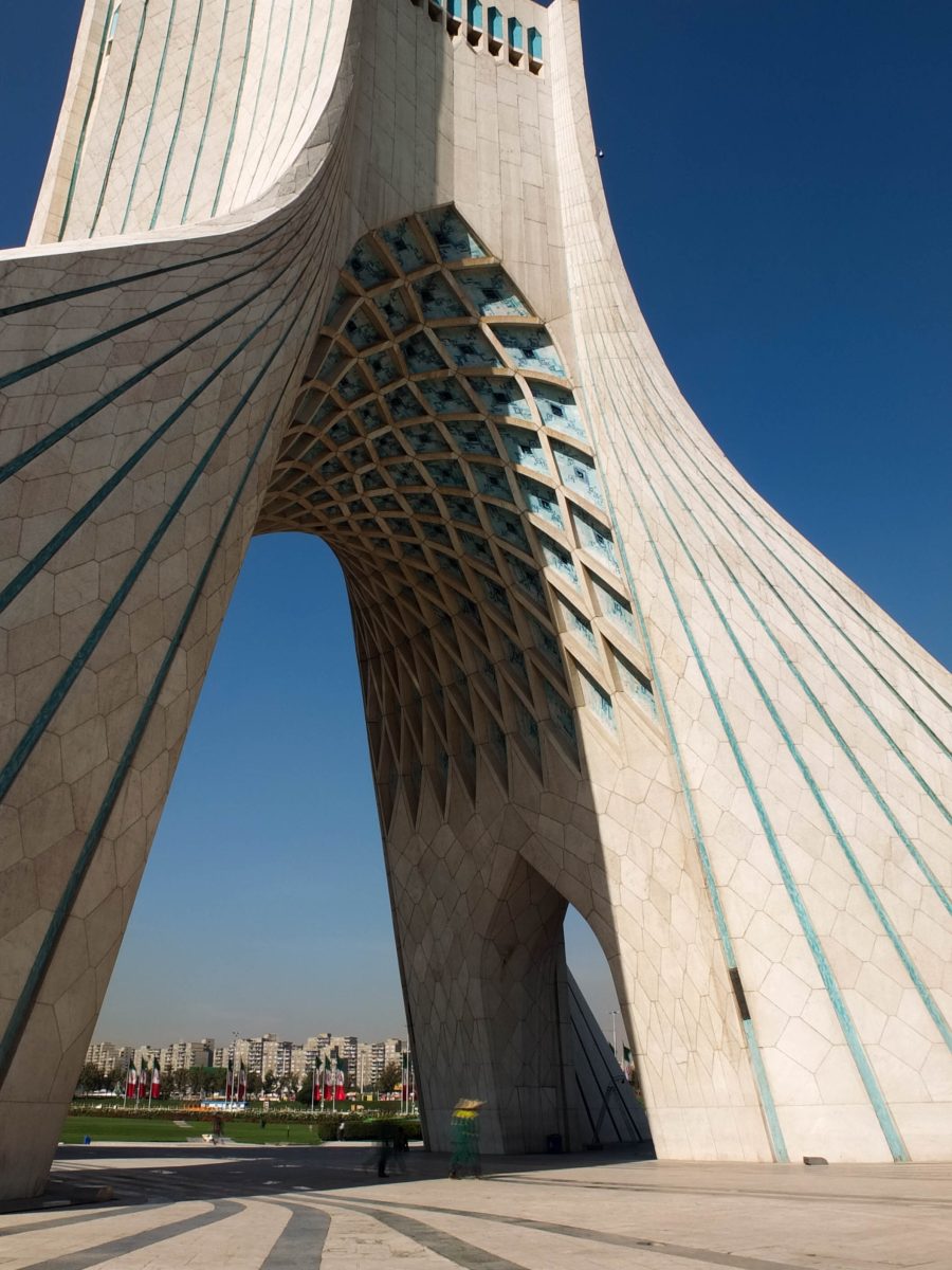 A Torre Azadi, ícone do Irão