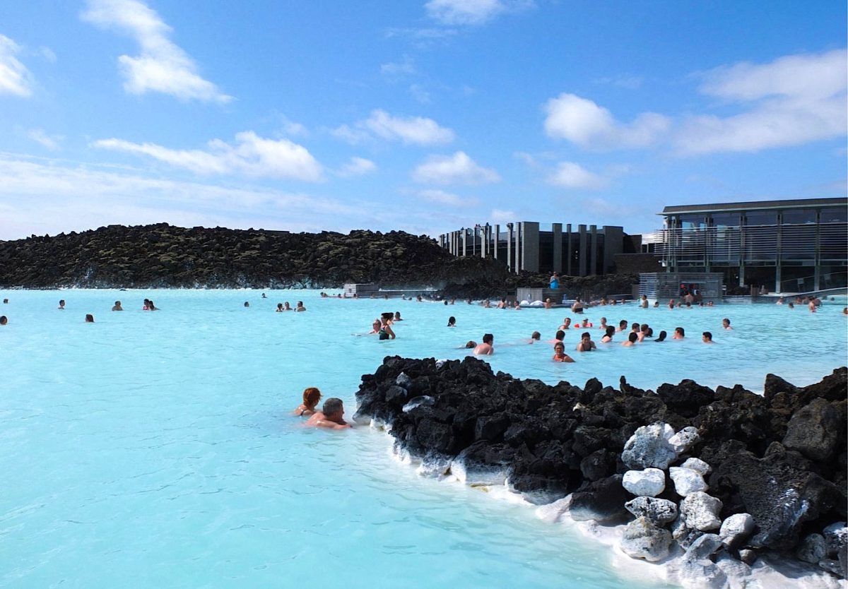 A Blue Lagoon é dos locais a não perder na Islândia