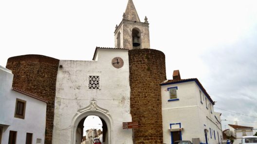 Serra d'Ossa e Convento de São Paulo