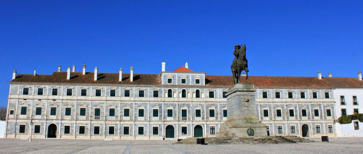O palácio e o mármore