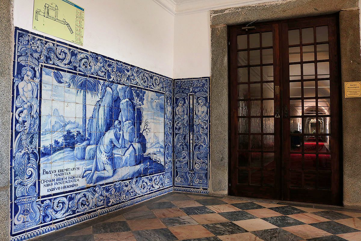 No convento estão representados todos os grandes mestres do azulejo do século XVIII